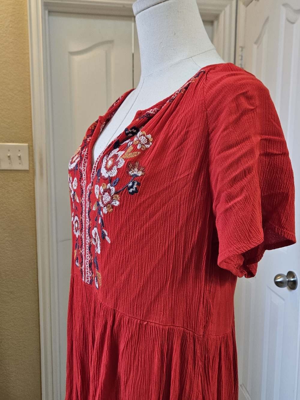 Knox Rose Embroidered Boho Dress – Size Medium - Picture 5 of 11